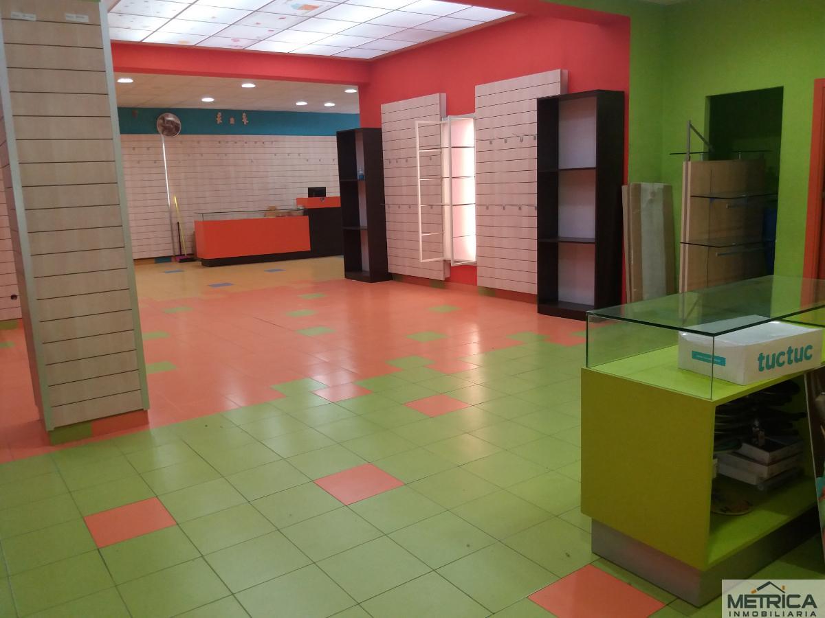 Venta de local comercial en Salamanca