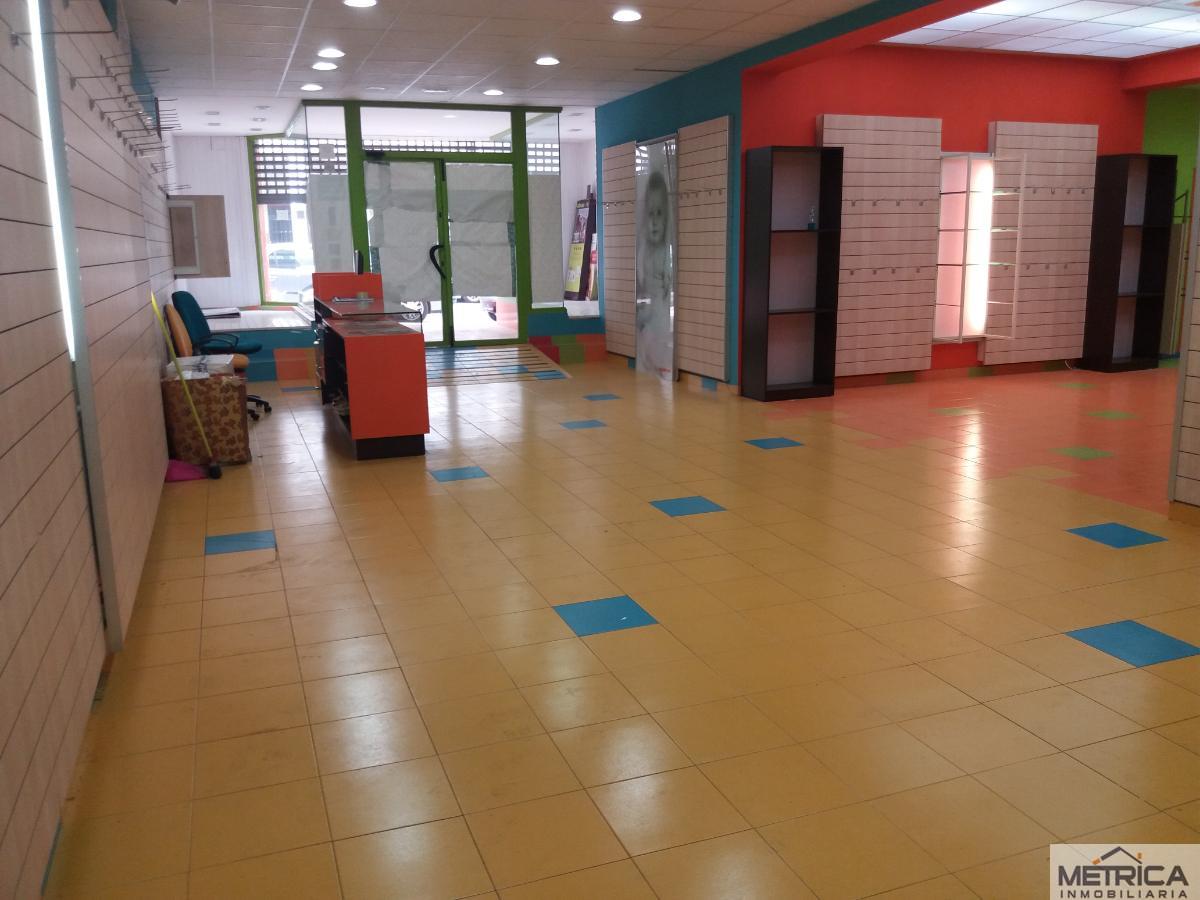 Venta de local comercial en Salamanca