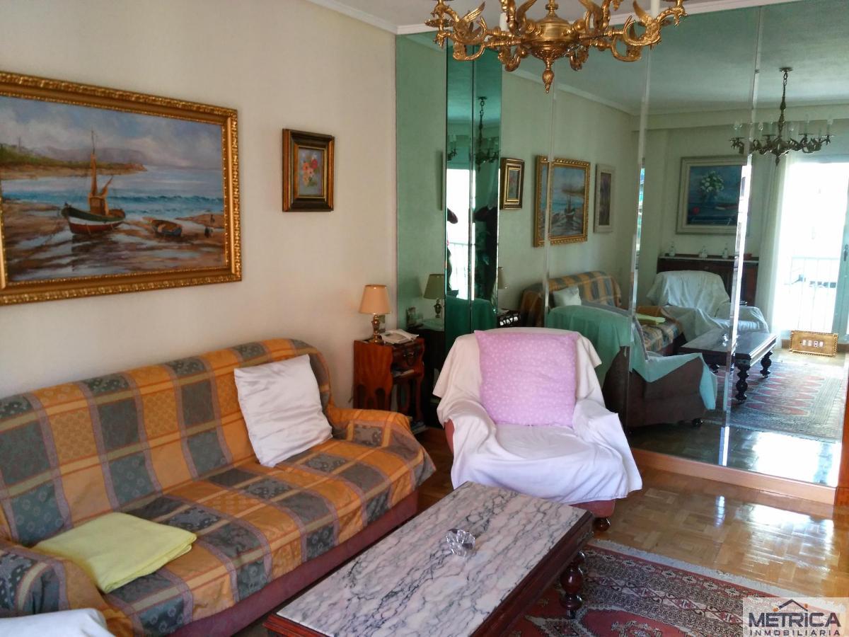 For sale of flat in Salamanca