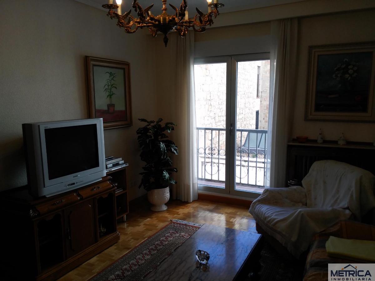 For sale of flat in Salamanca