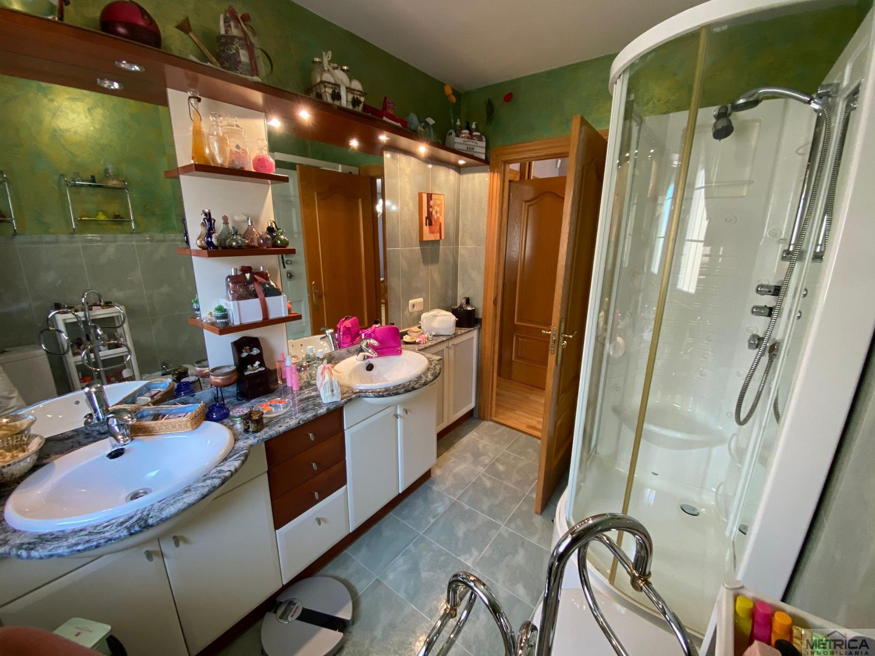 For sale of chalet in Santa Marta de Tormes