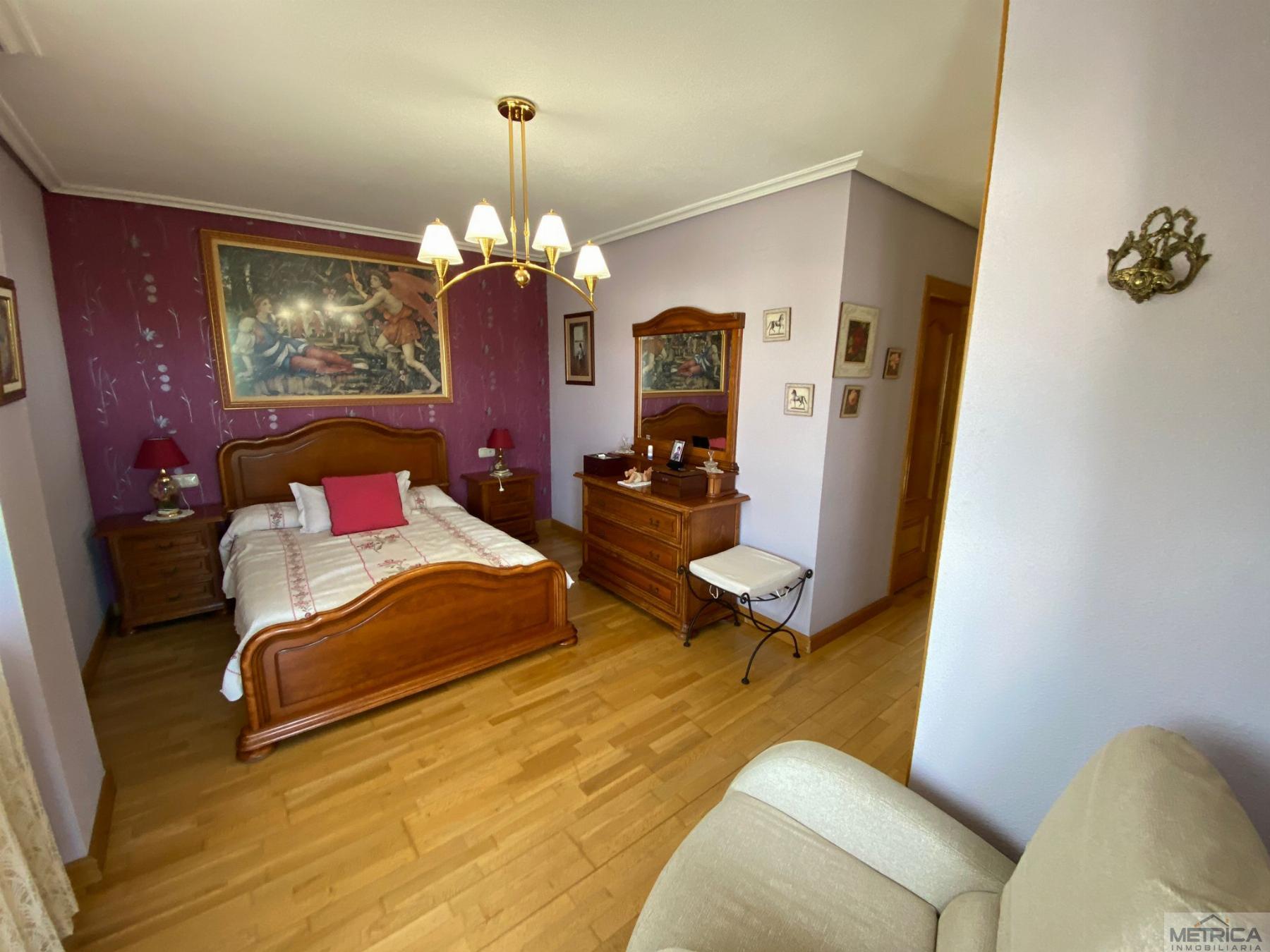 For sale of chalet in Santa Marta de Tormes