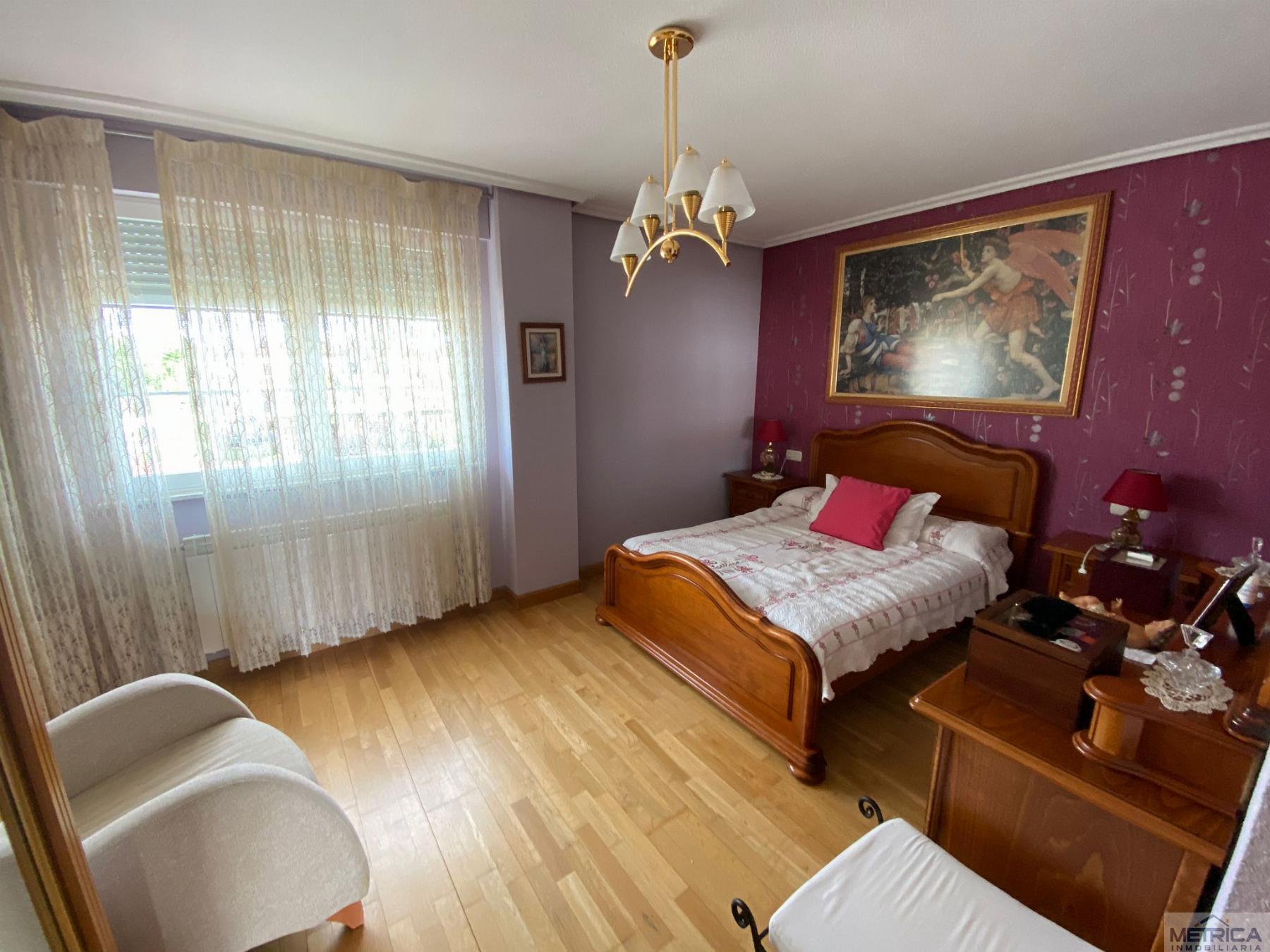For sale of chalet in Santa Marta de Tormes