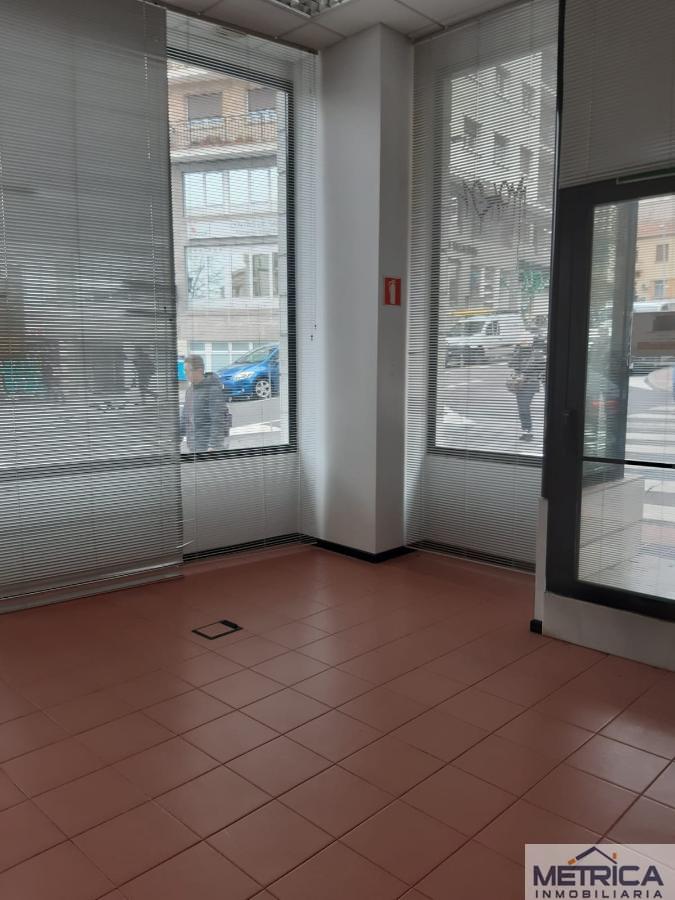 For rent of commercial in Salamanca