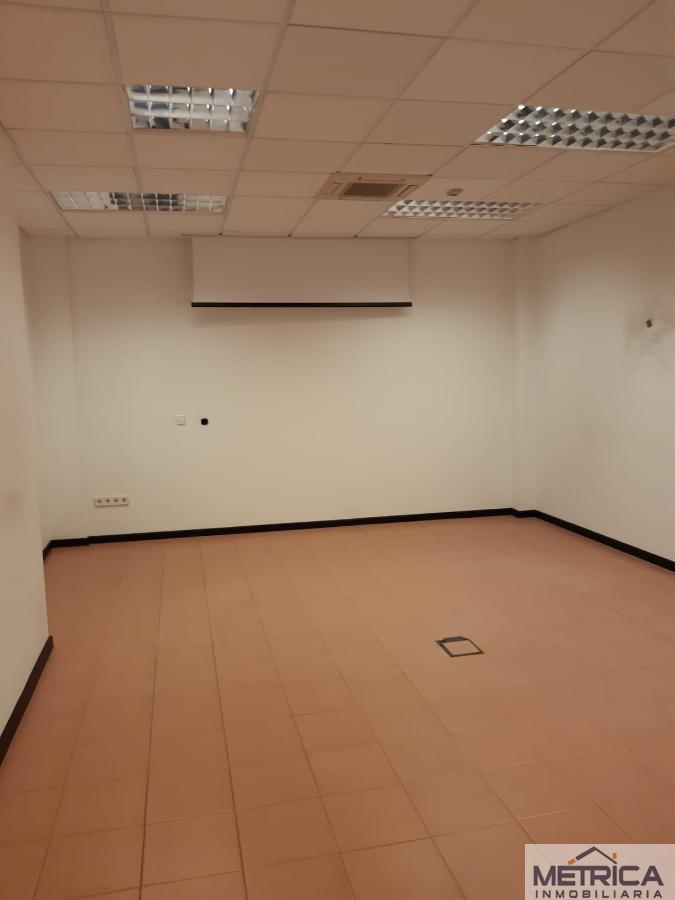 For rent of commercial in Salamanca