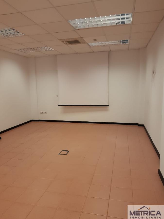 For rent of commercial in Salamanca