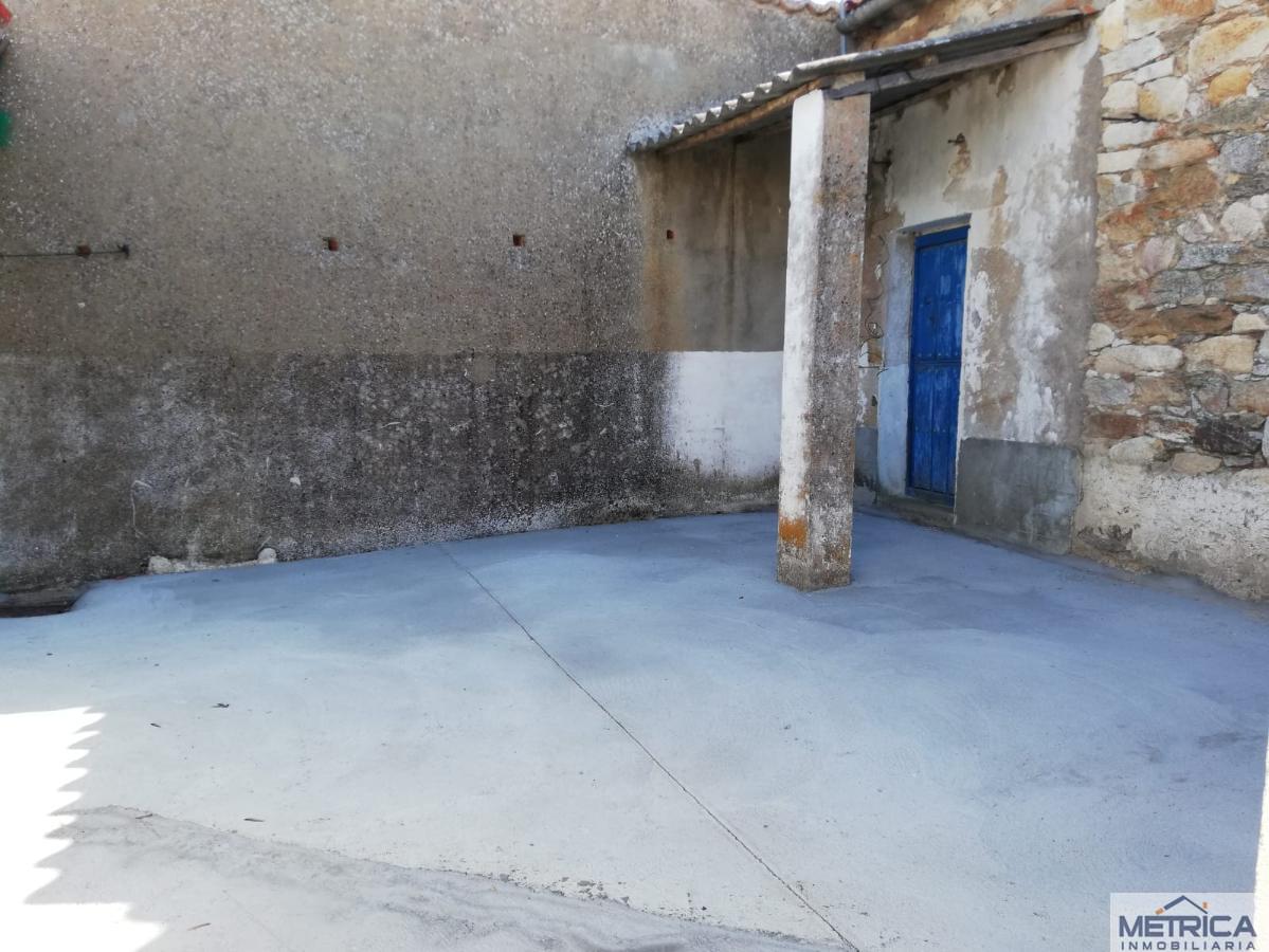 For sale of house in Viñuela de Sayago