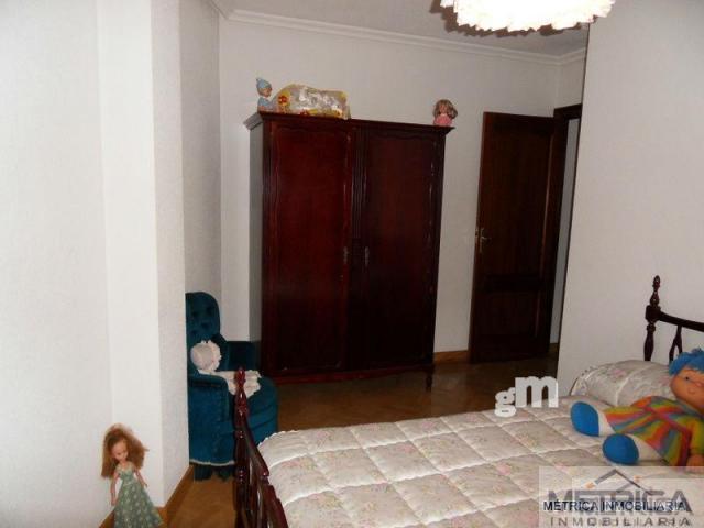 For sale of flat in Salamanca