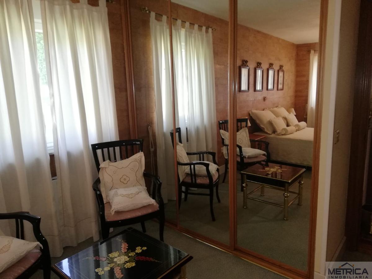 Venta de chalet en Castellanos de Villiquera