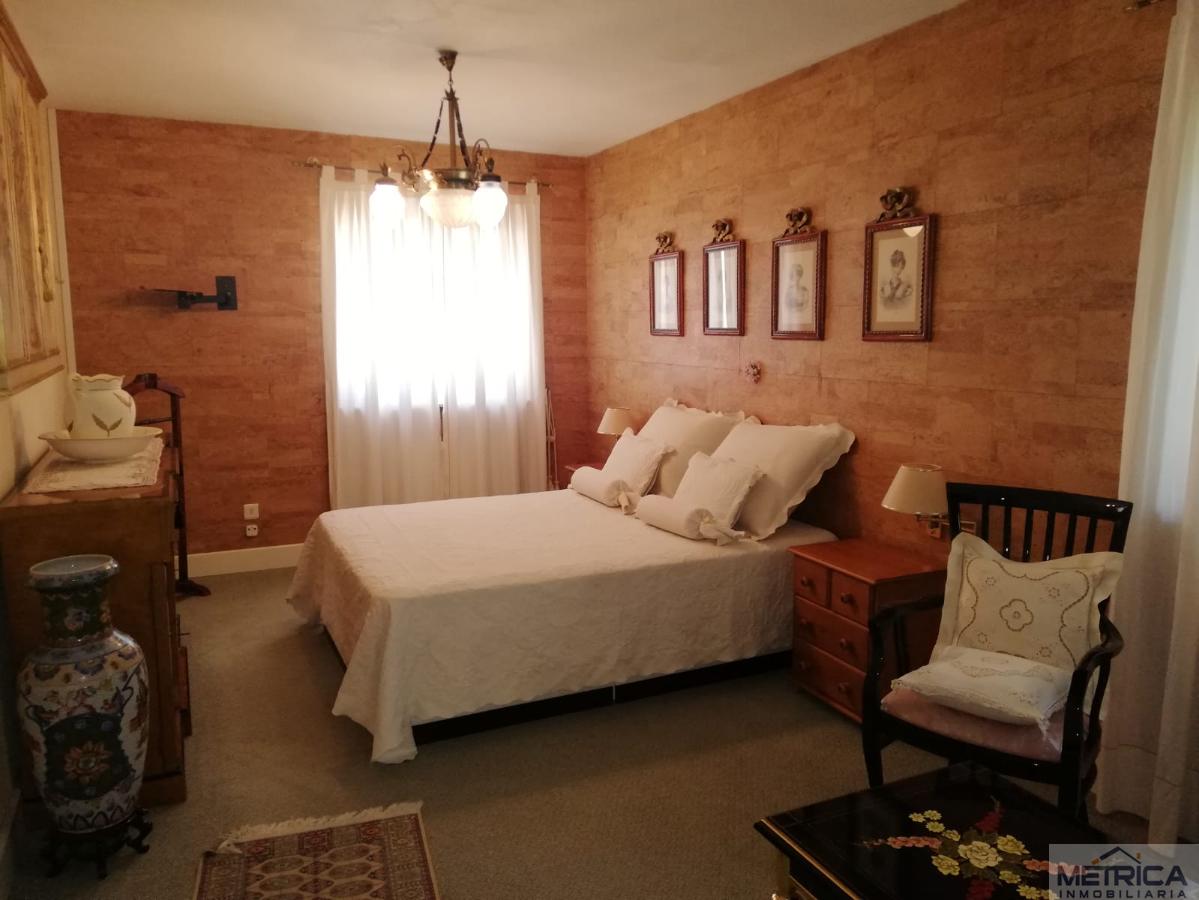 Venta de chalet en Castellanos de Villiquera