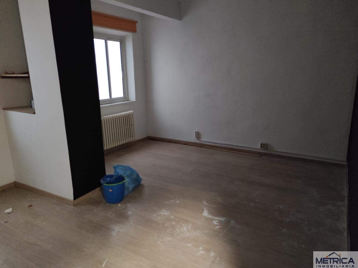 For rent of office in Salamanca