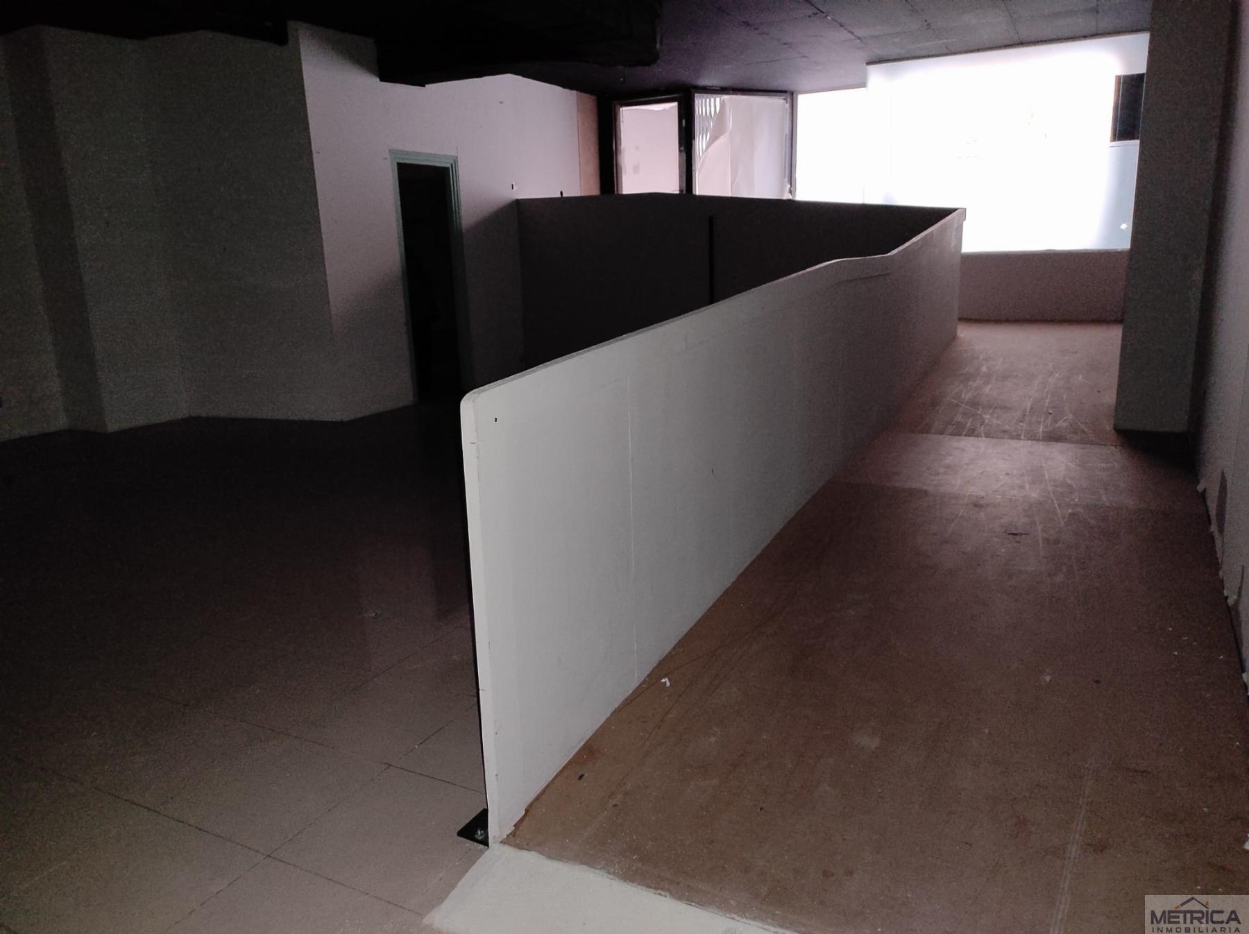 For rent of commercial in Salamanca