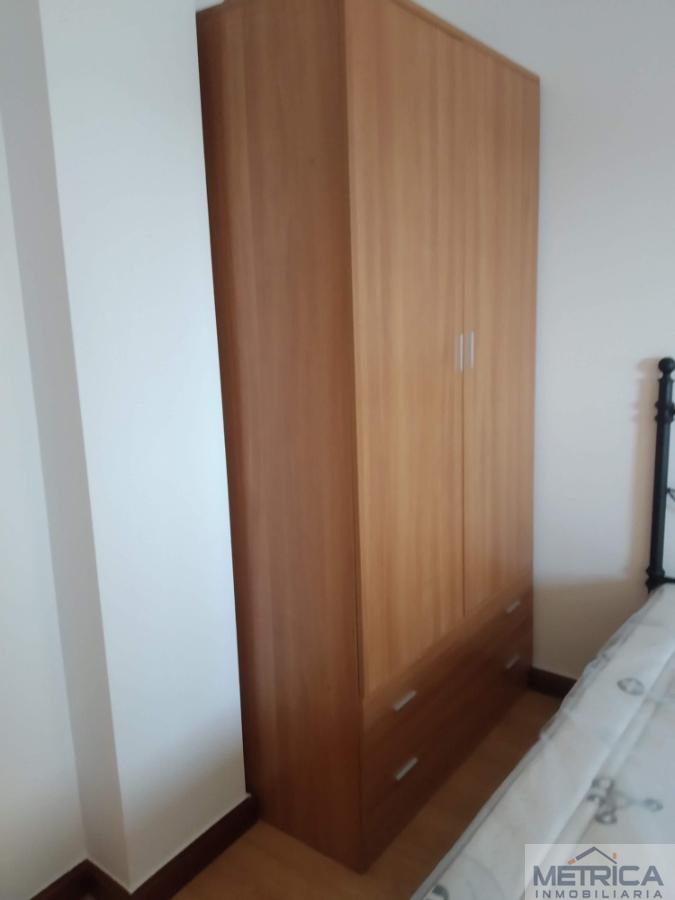 For rent of flat in Villares de la Reina