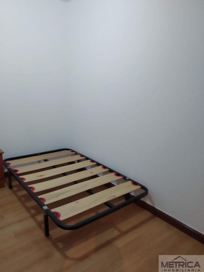 For rent of flat in Villares de la Reina