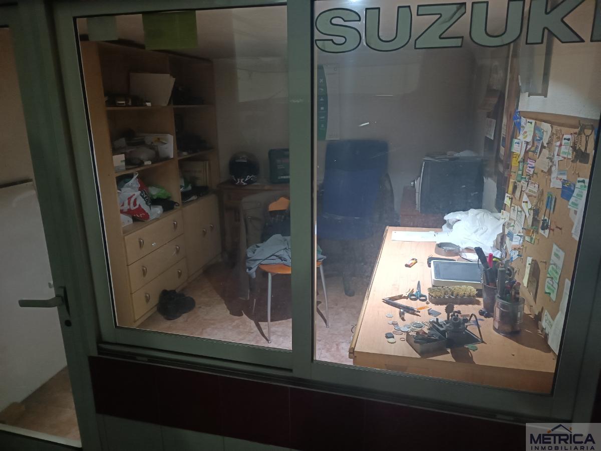 For sale of commercial in Salamanca