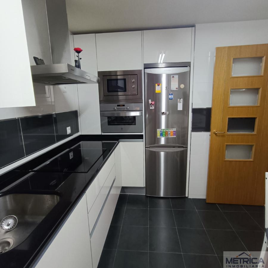 For sale of flat in Santa Marta de Tormes