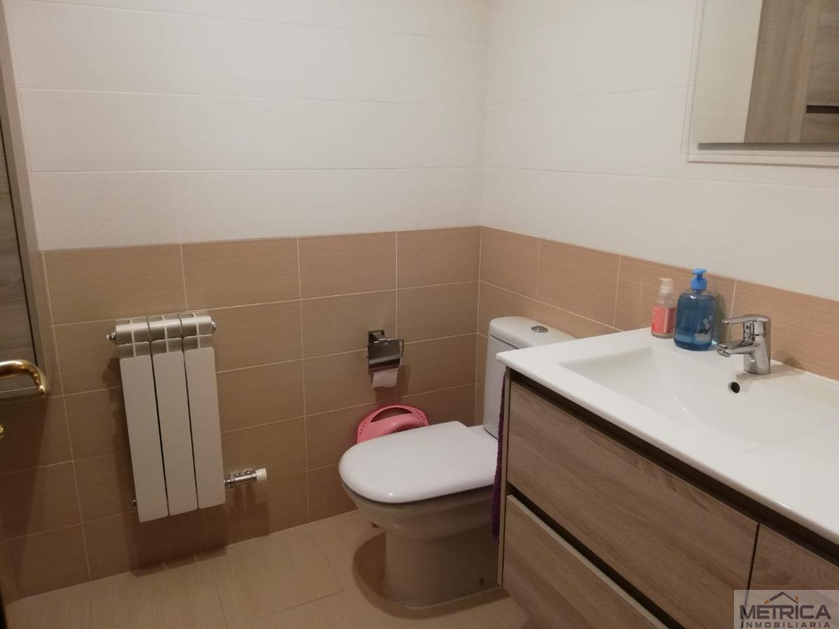 For sale of flat in Santa Marta de Tormes