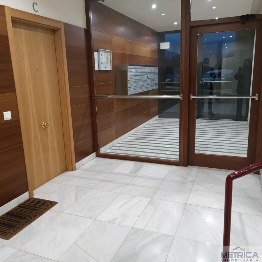 For sale of flat in Santa Marta de Tormes