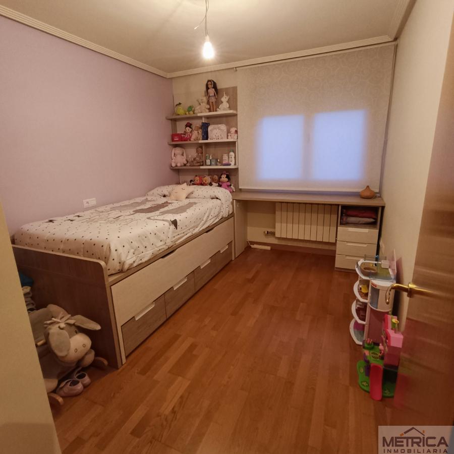 For sale of flat in Santa Marta de Tormes