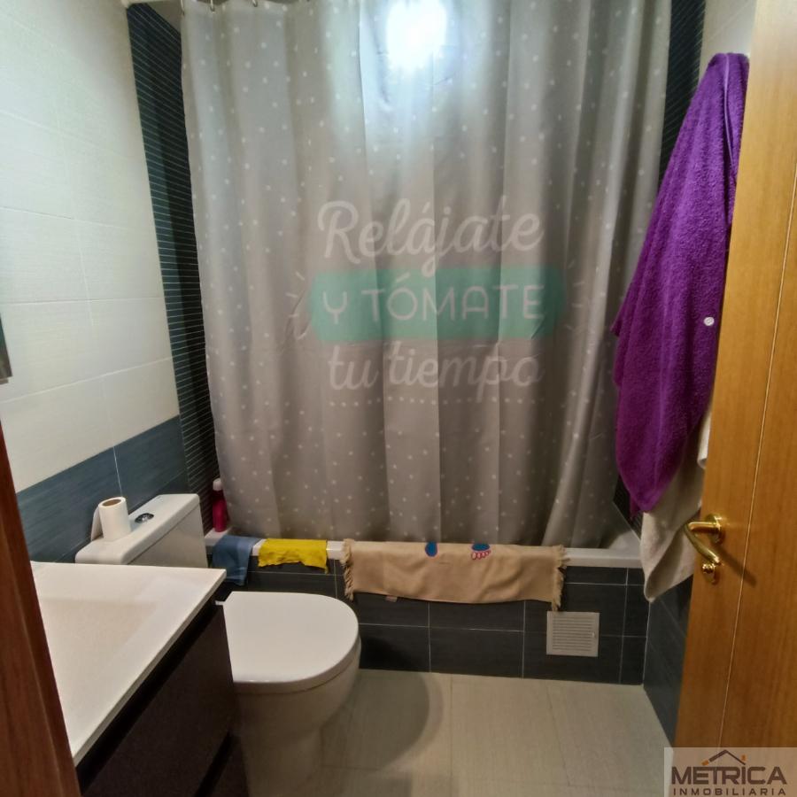 For sale of flat in Santa Marta de Tormes