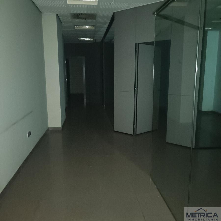 For sale of commercial in Salamanca