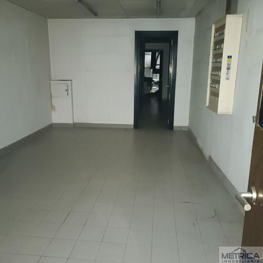 For sale of commercial in Salamanca