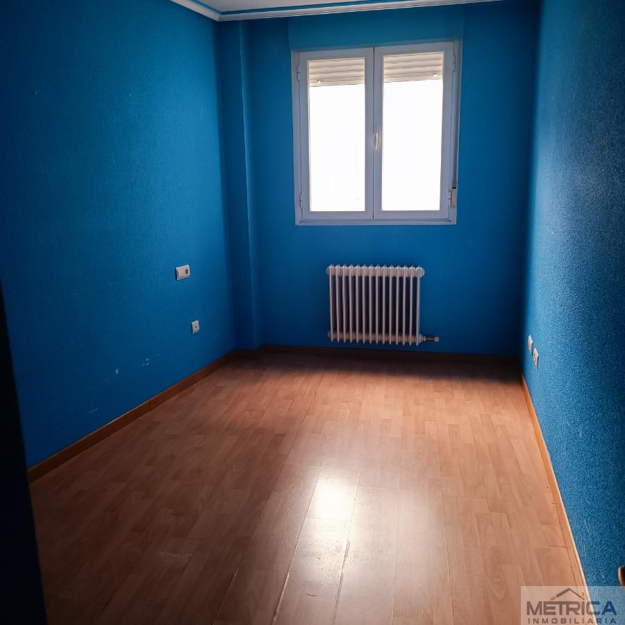 For sale of flat in Salamanca