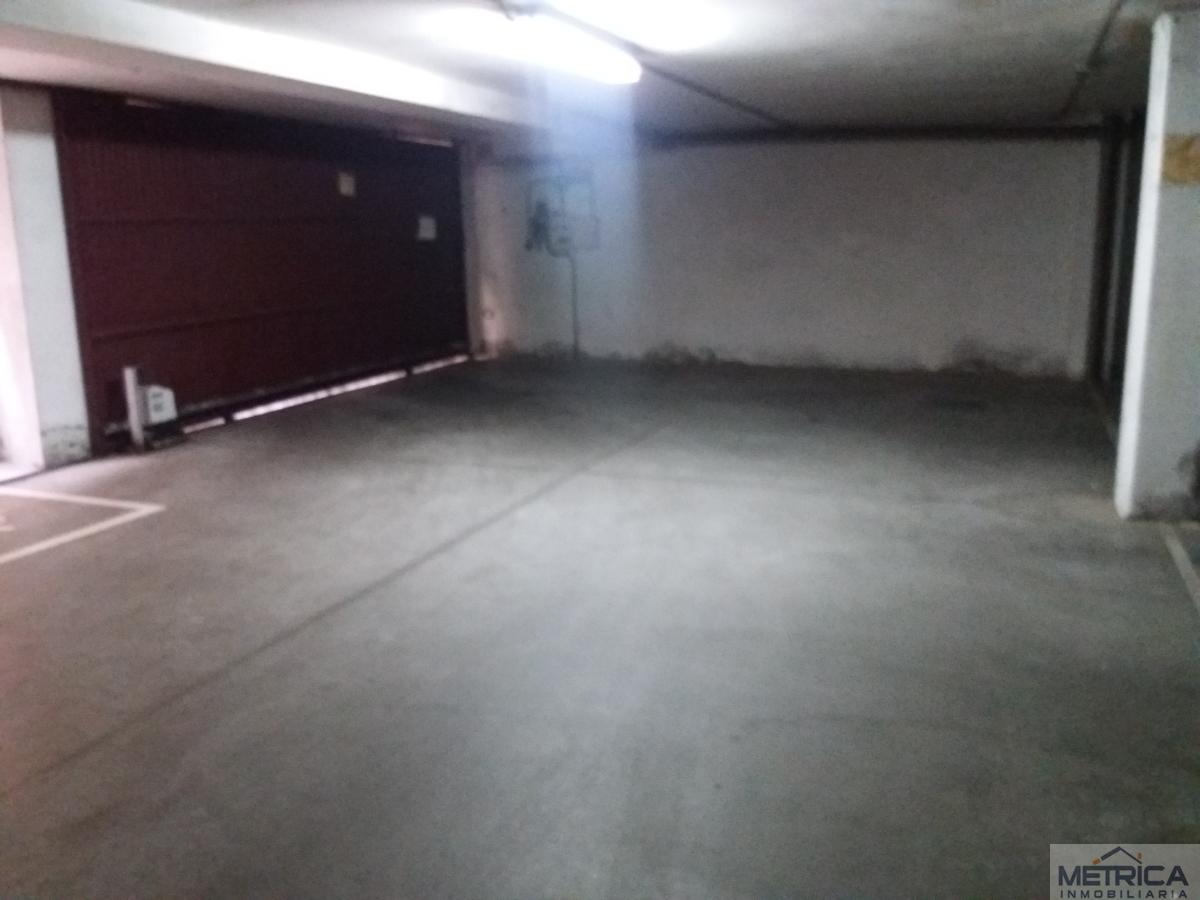 For sale of garage in Salamanca