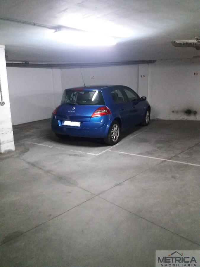 For sale of garage in Salamanca