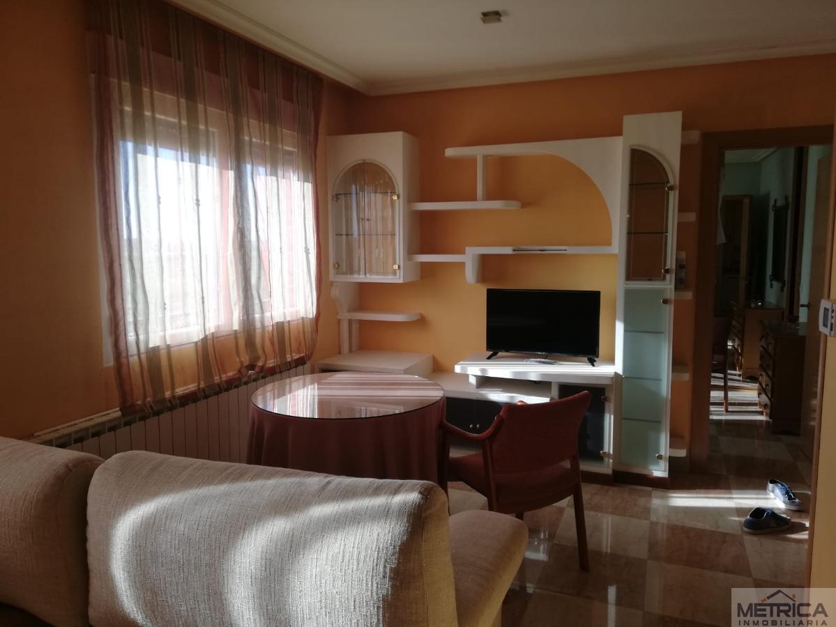 For sale of apartment in Villares de la Reina