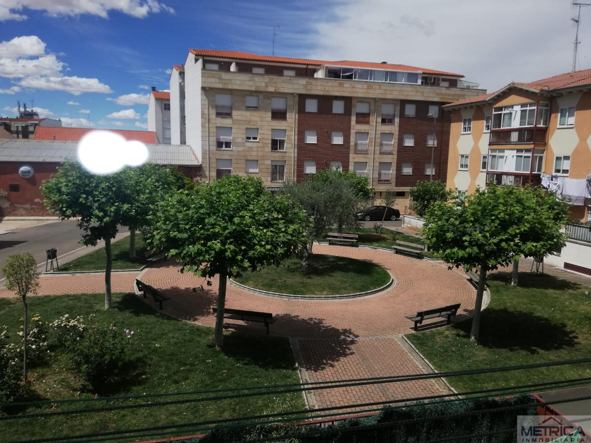 Venta de piso en Peñaranda de Bracamonte