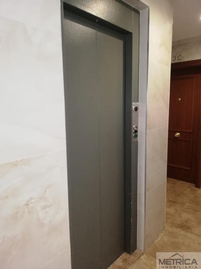 For sale of flat in Salamanca