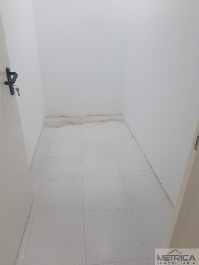 For rent of storage room in Salamanca