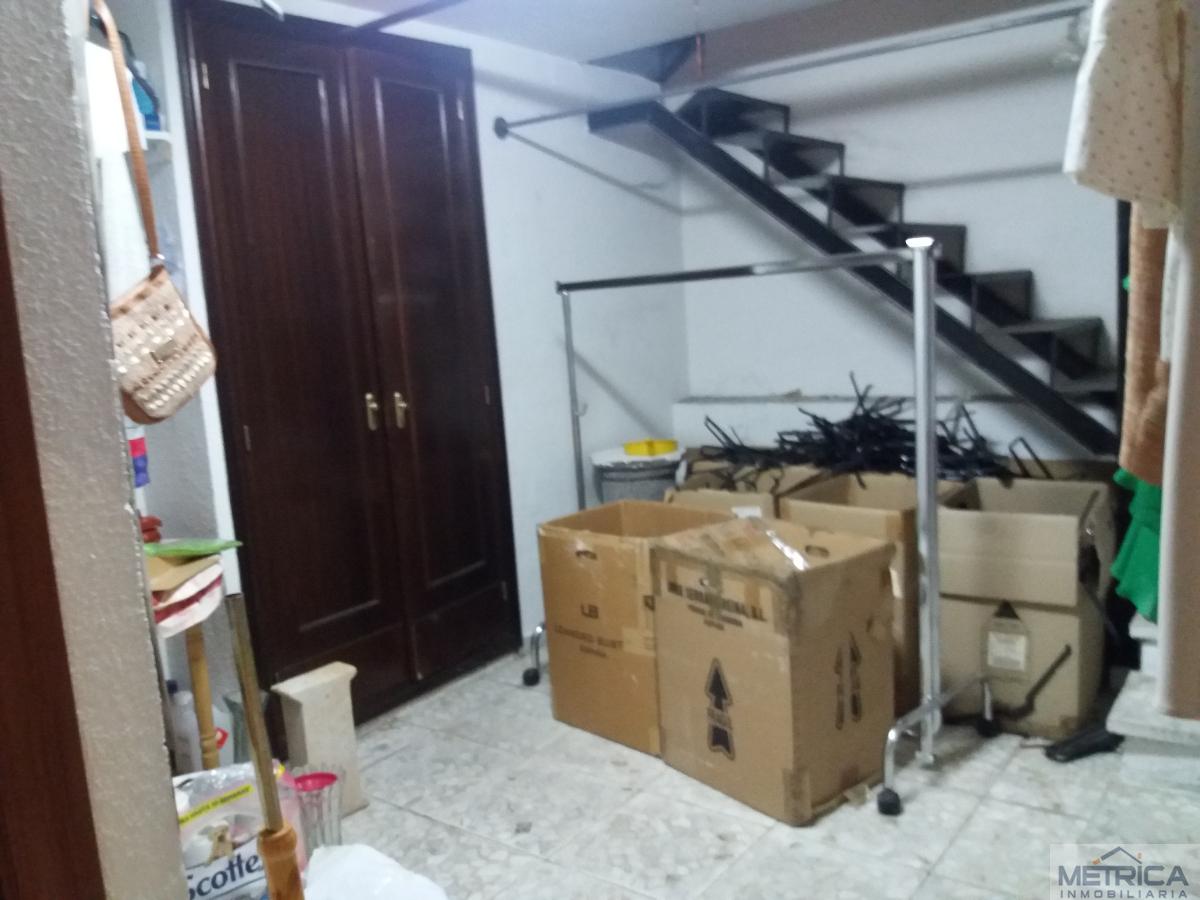 For sale of commercial in Salamanca
