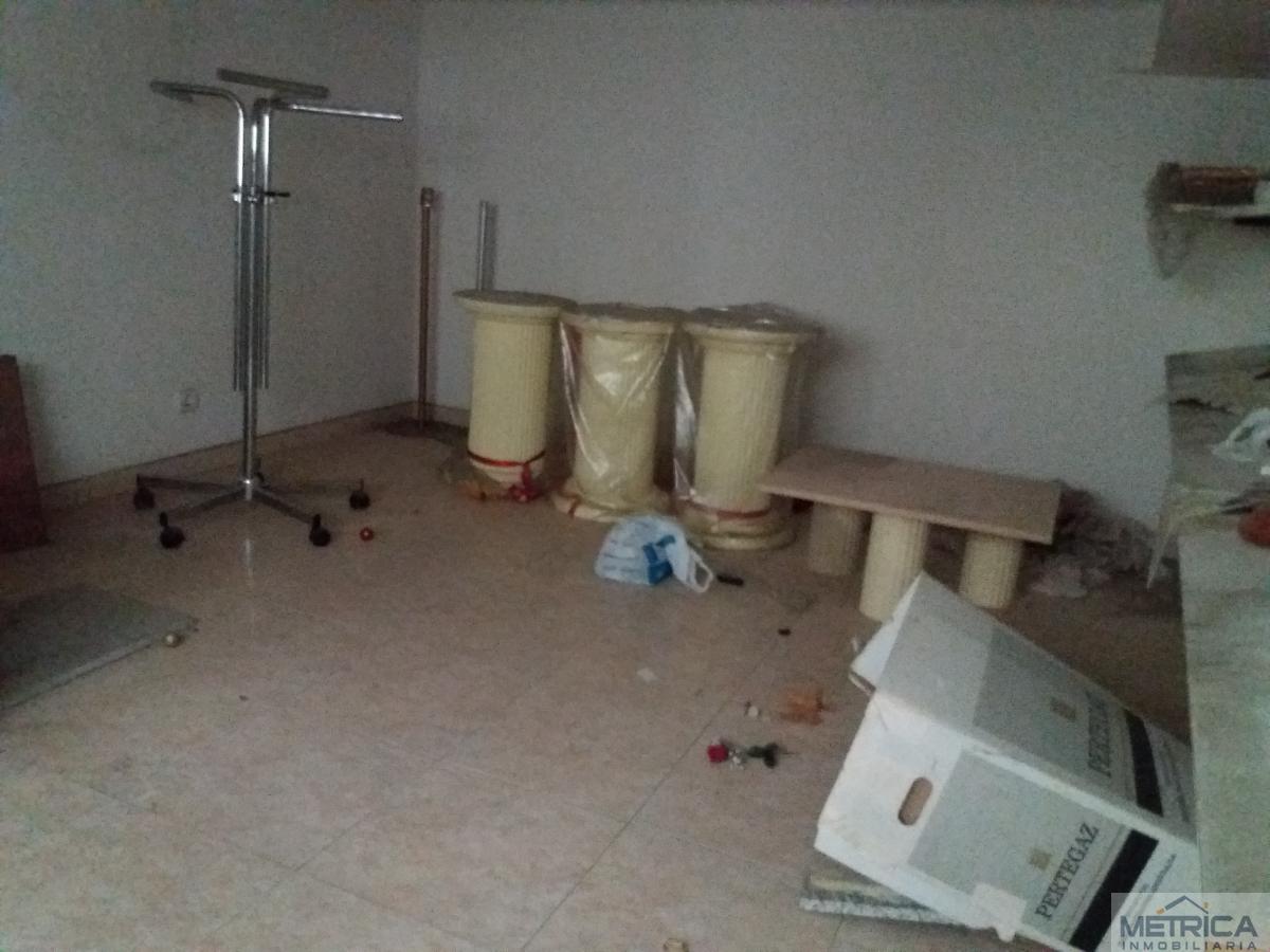 For sale of commercial in Salamanca