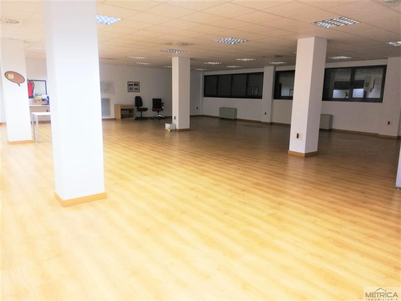 For rent of office in Carbajosa de la Sagrada