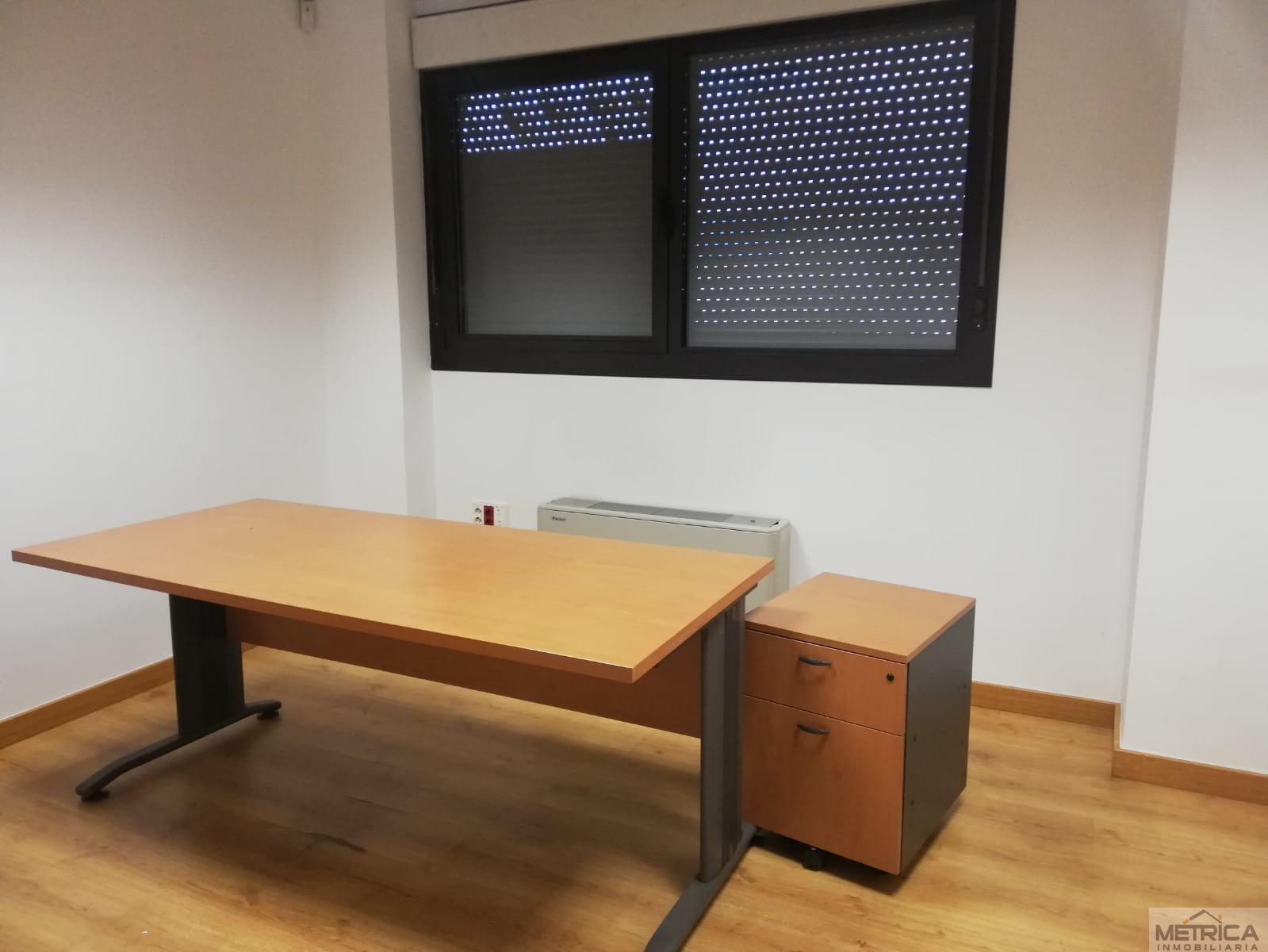 For rent of office in Carbajosa de la Sagrada