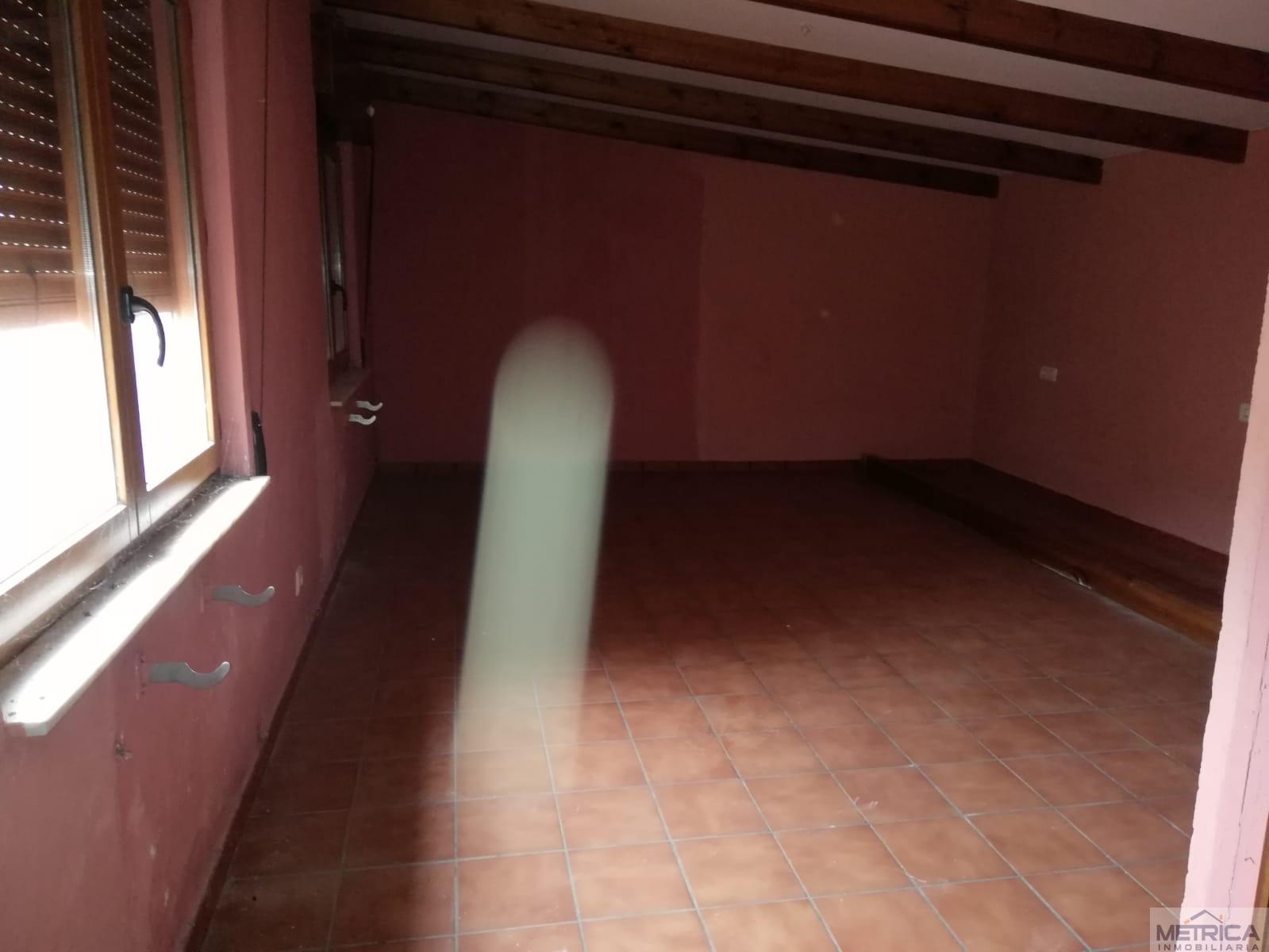 For sale of hotel in Torresmenudas