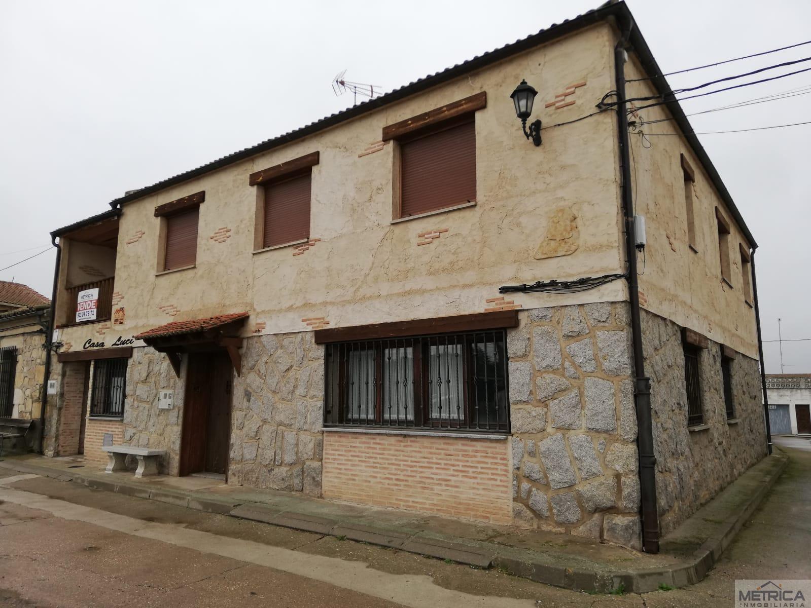 For sale of hotel in Torresmenudas