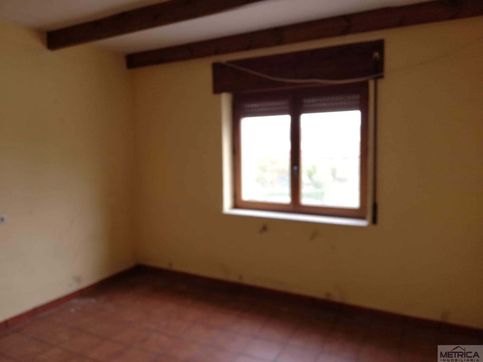 For sale of hotel in Torresmenudas