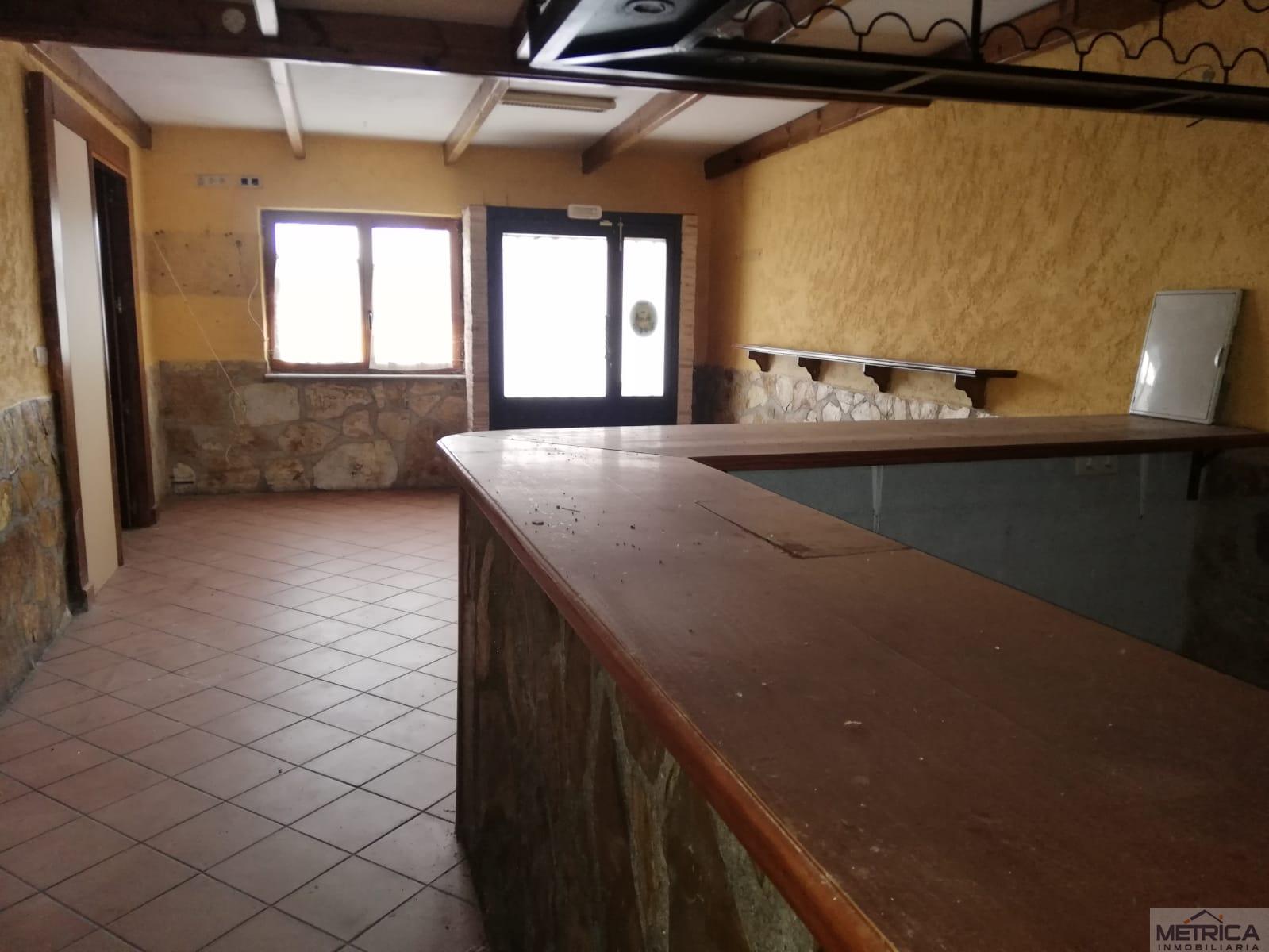 For sale of hotel in Torresmenudas