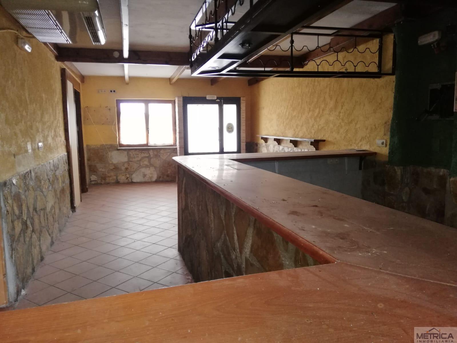 For sale of hotel in Torresmenudas