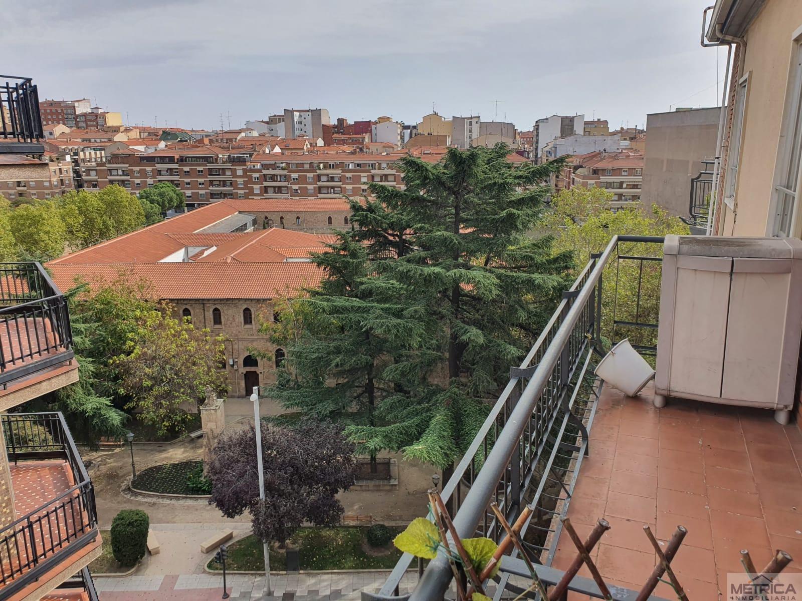 For sale of flat in Salamanca