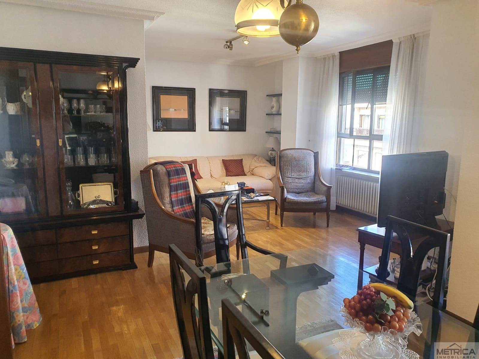 For sale of flat in Salamanca