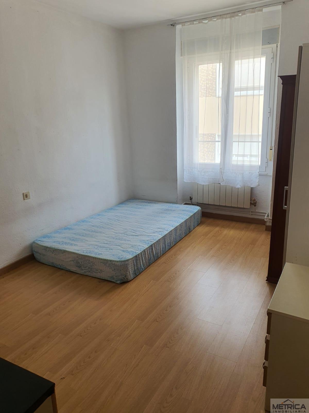 For sale of flat in Salamanca