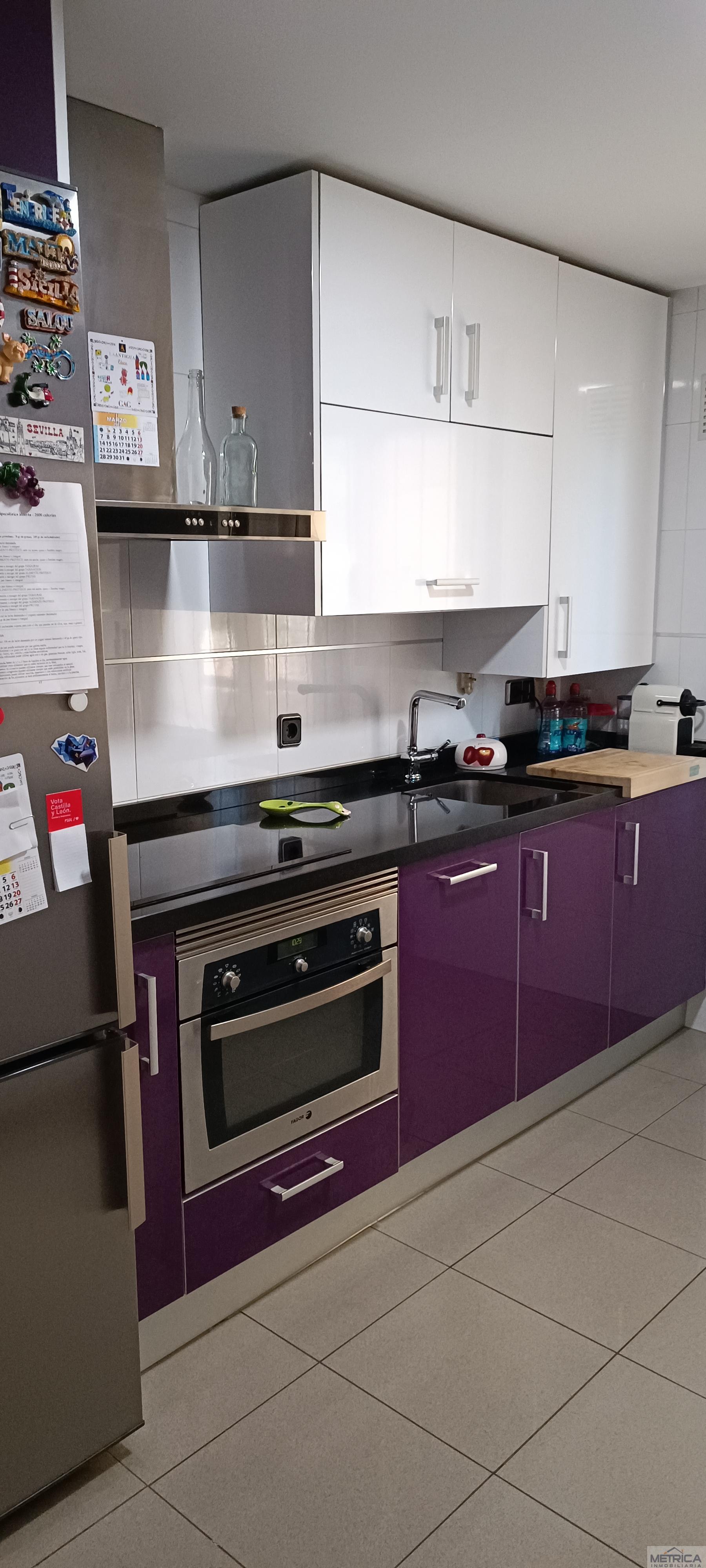 For sale of flat in Castellanos de Moriscos