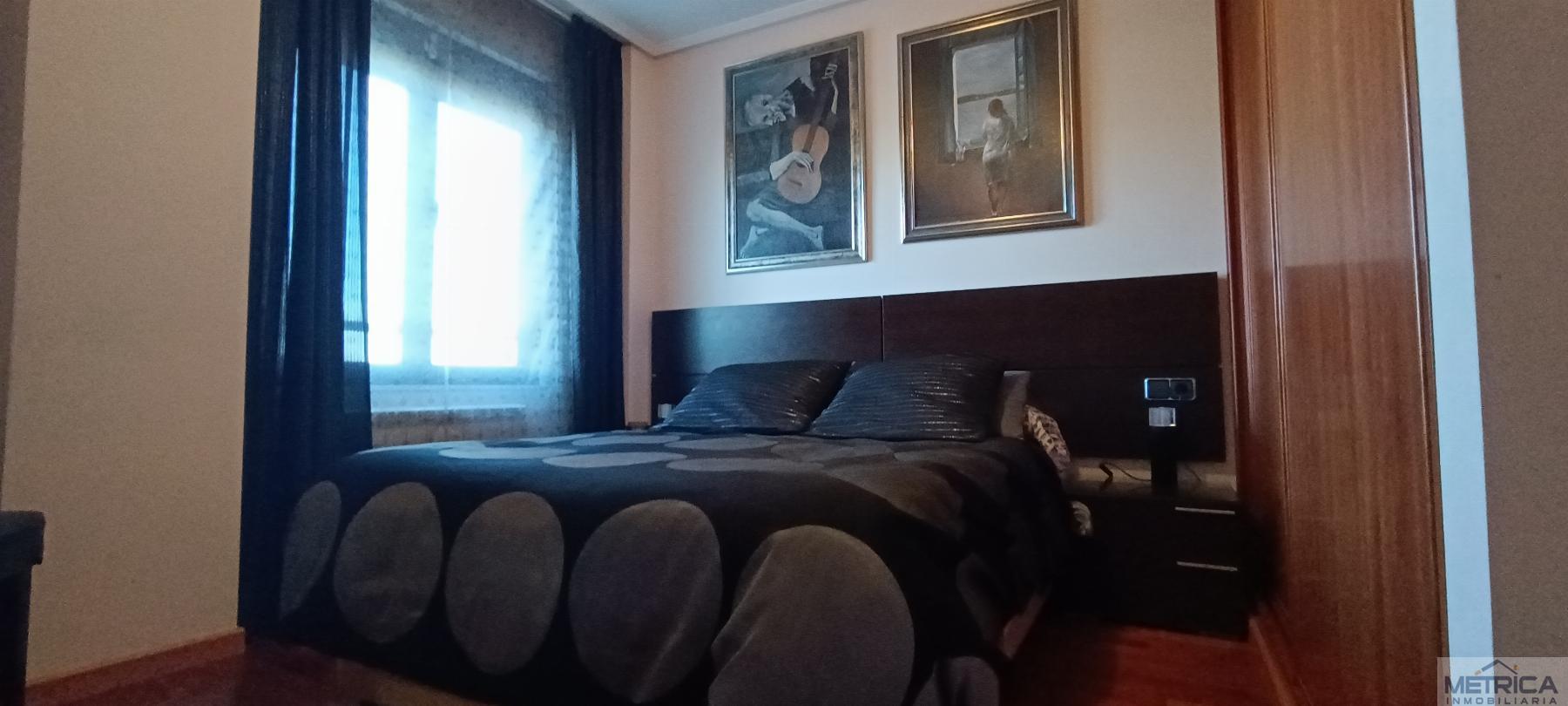 For sale of flat in Castellanos de Moriscos
