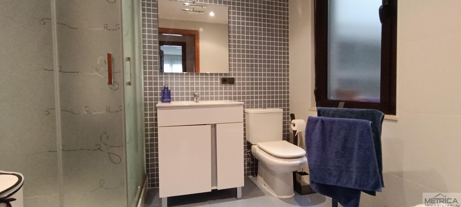 For sale of flat in Castellanos de Moriscos