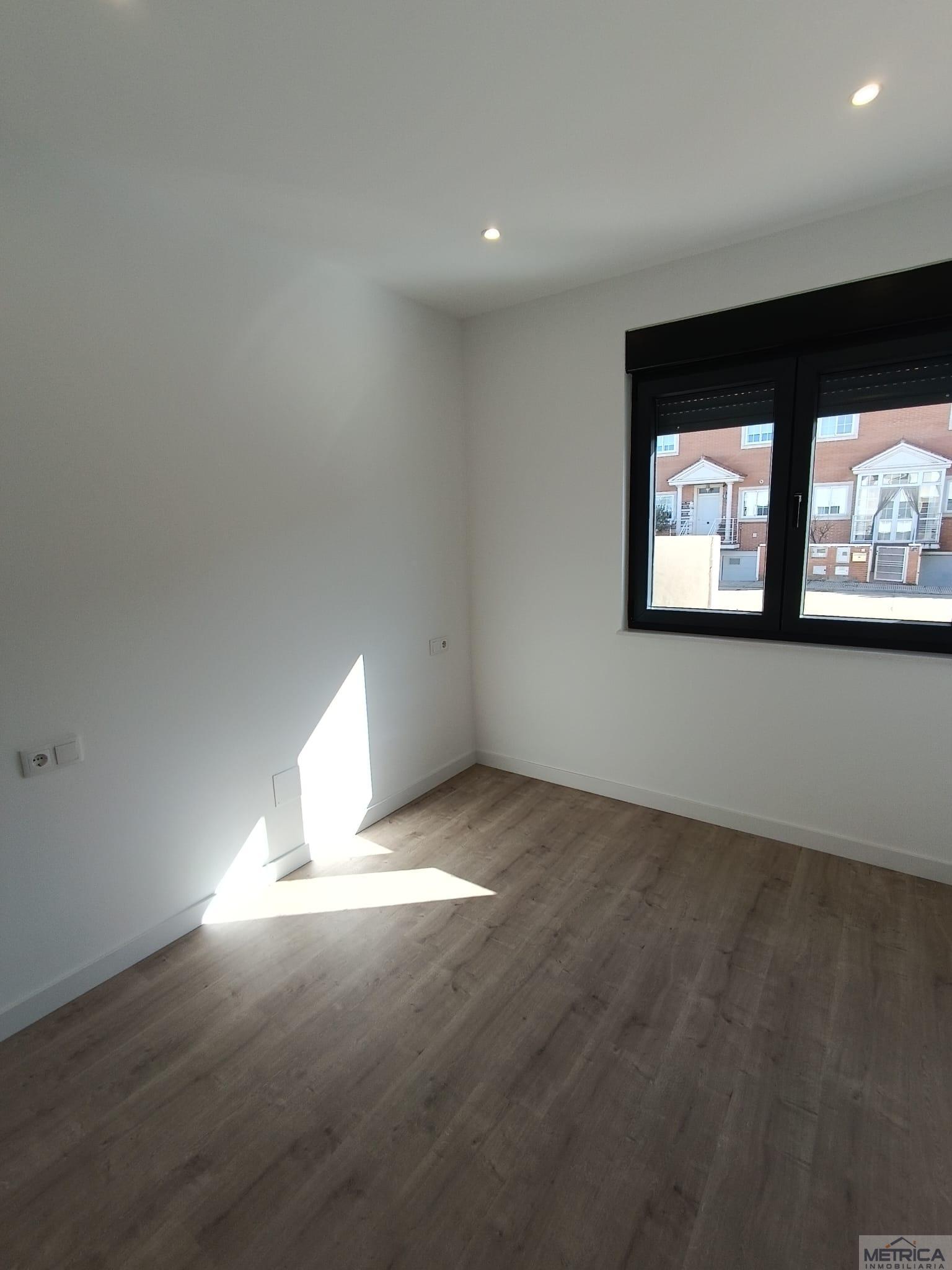 For sale of chalet in Doñinos de Salamanca