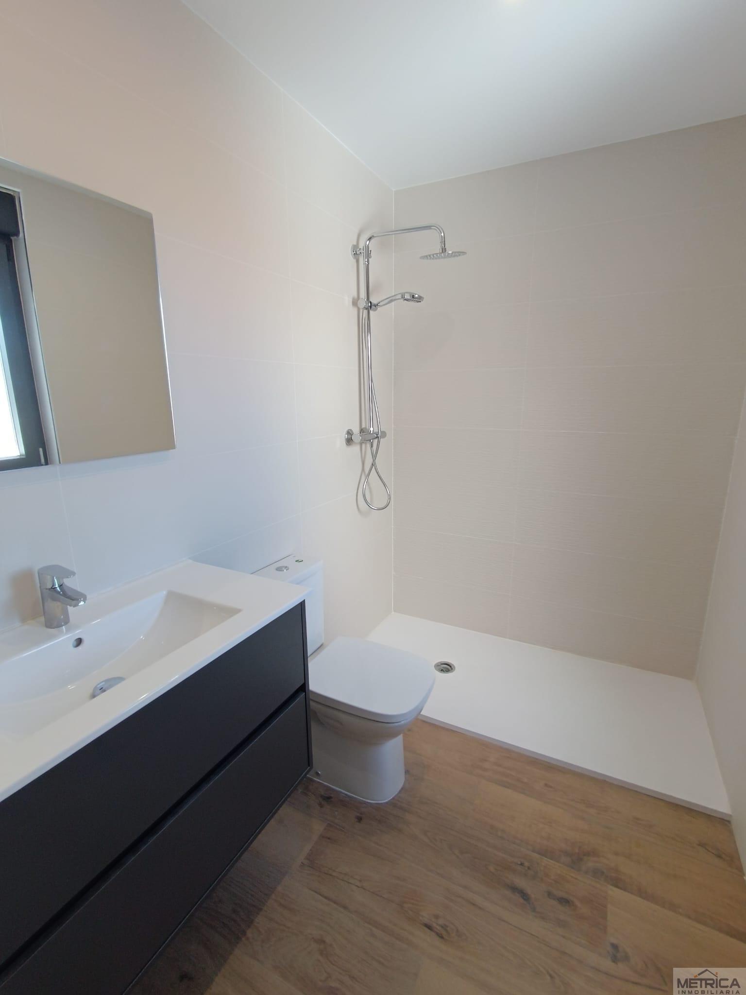 For sale of chalet in Doñinos de Salamanca